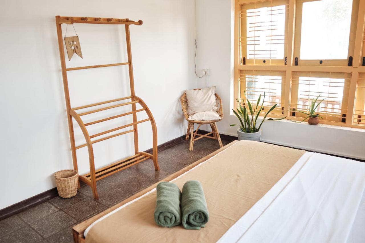 Basecamp Yoga Beach House Weligama Exterior photo