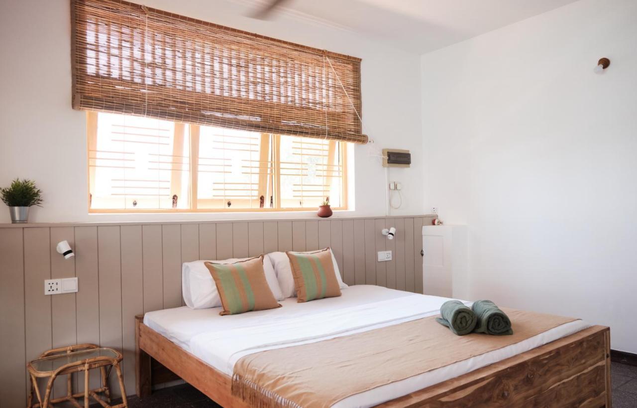 Basecamp Yoga Beach House Weligama Exterior photo